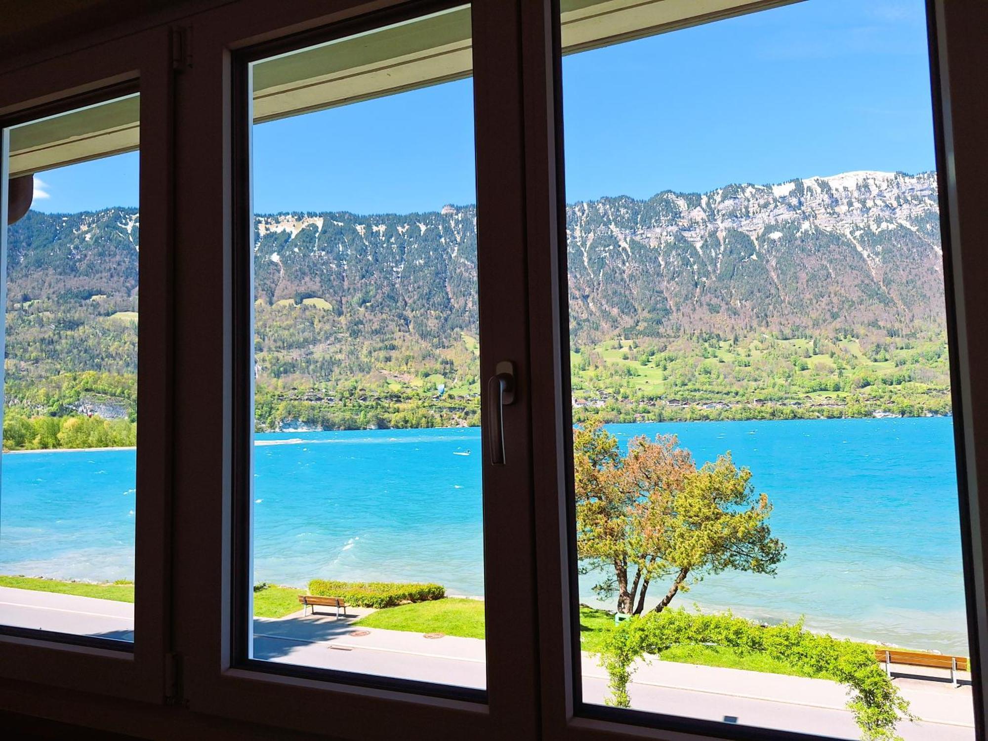 Lake House Bönigen Kültér fotó