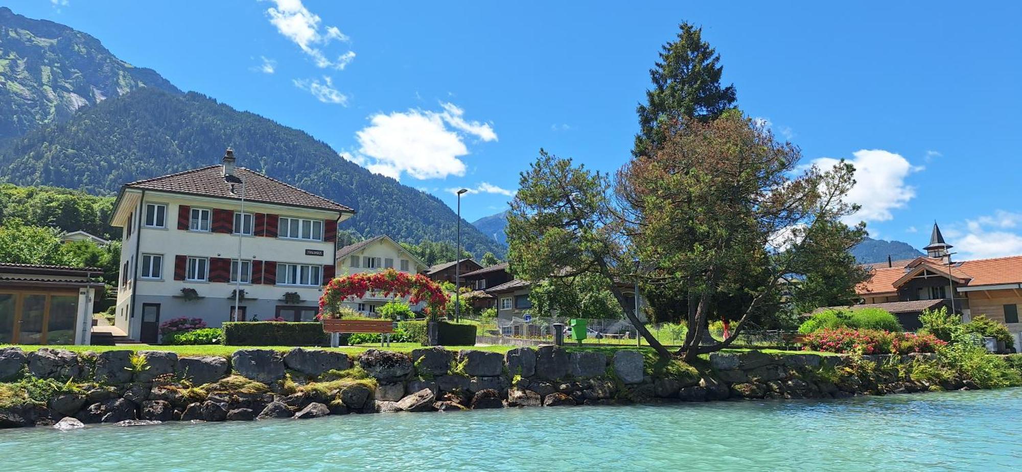 Lake House Bönigen Kültér fotó