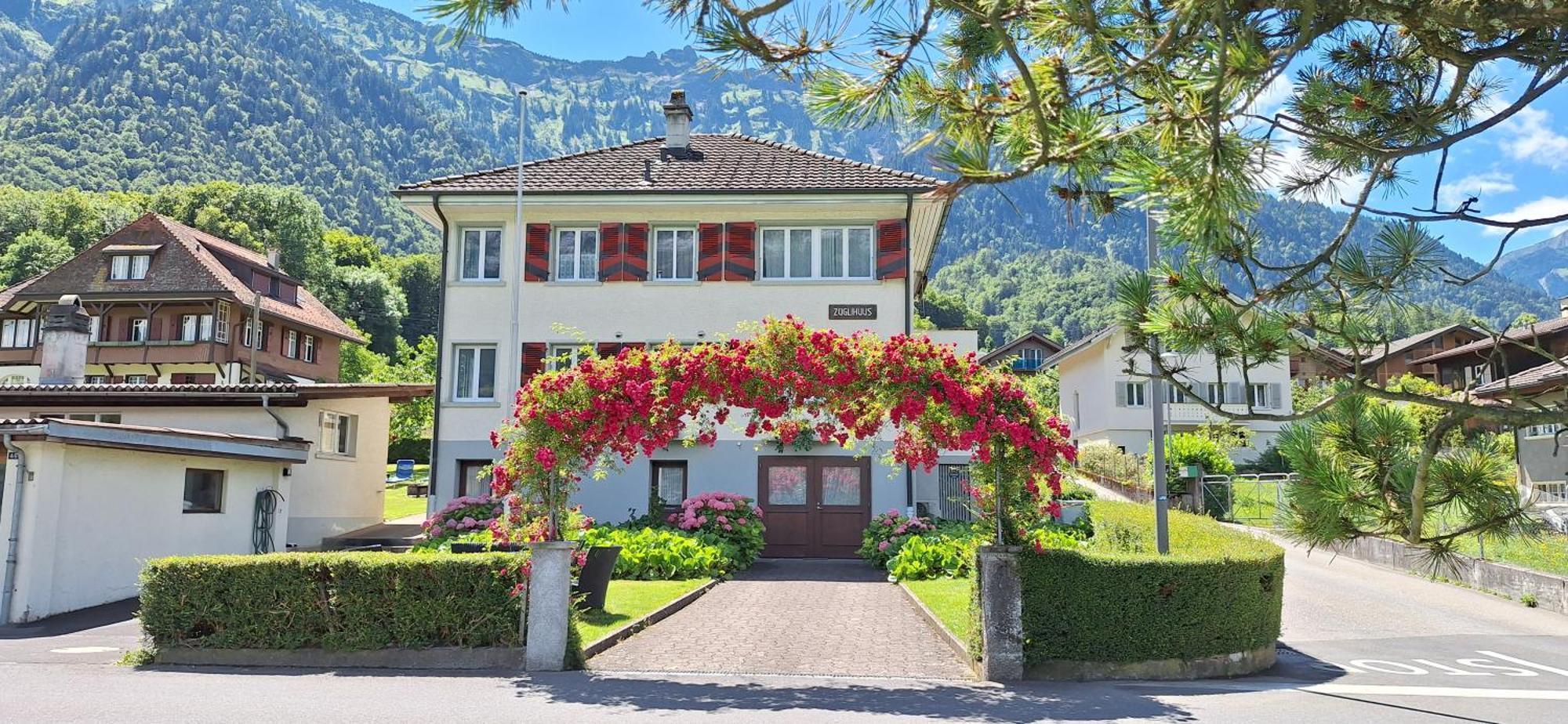 Lake House Bönigen Kültér fotó